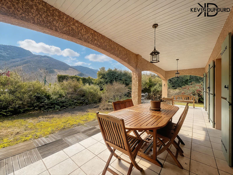 Maison - 140 m² - 6 pièces