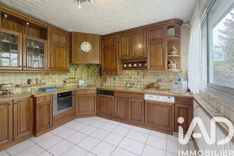 Appartement - 97 m² - 4 pièces