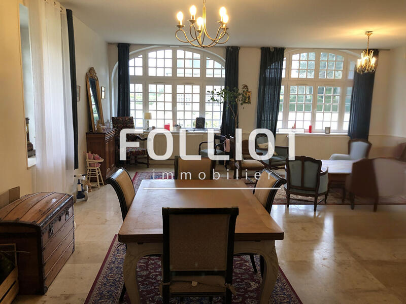 Maison - 159 m² - 5 pièces