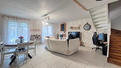 Maison - 105 m² - 5 pièces