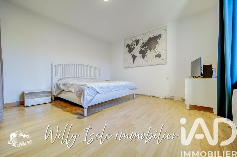 Maison - 81 m² - 5 pièces