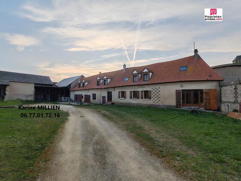 Maison - 255 m² - 8 pièces