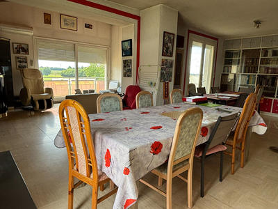 Maison - 159 m² - 6 pièces