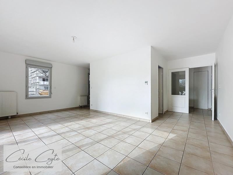 Appartement - 84 m² - 4 pièces