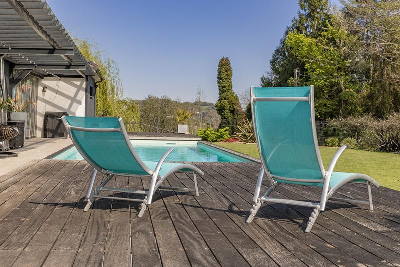 Maison - 212 m² - 6 pièces