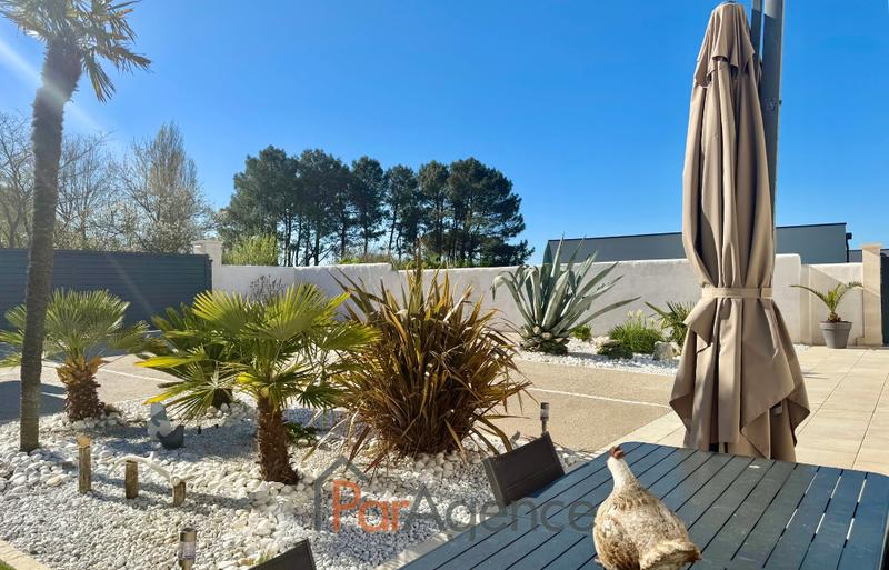 Maison - 189 m² - 6 pièces