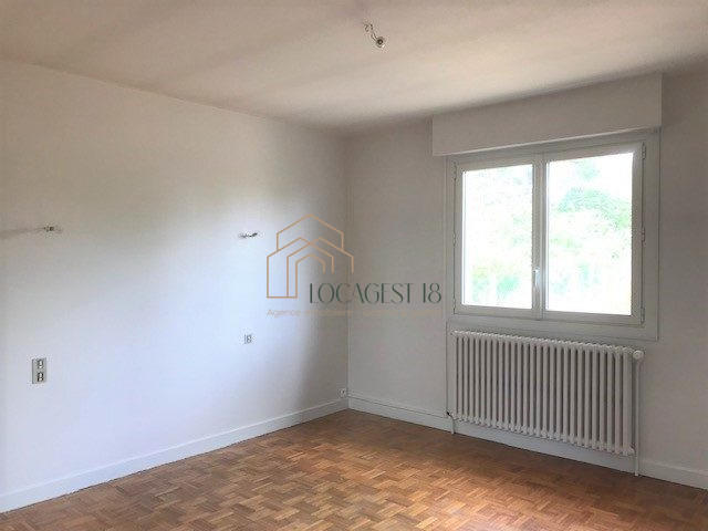 Maison - 205 m² - 7 pièces