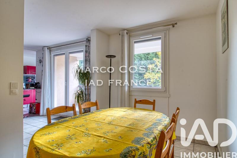 Appartement - 98 m² - 5 pièces
