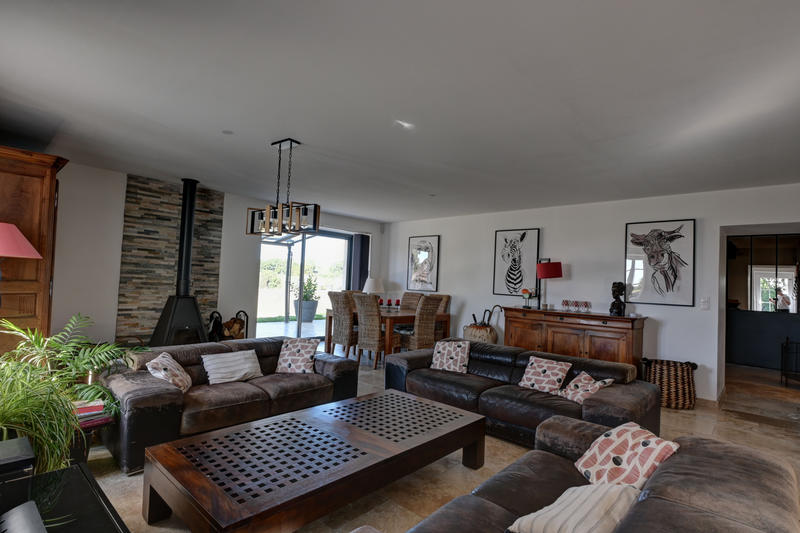 Maison - 173 m² - 8 pièces