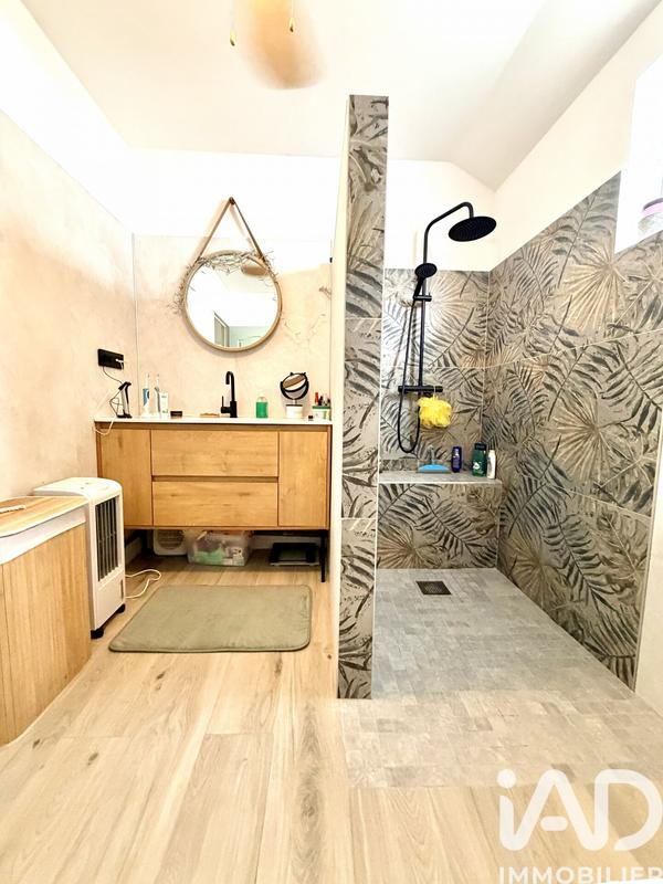 Maison - 97 m² - 4 pièces