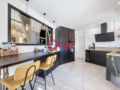 Maison - 142 m² - 5 pièces