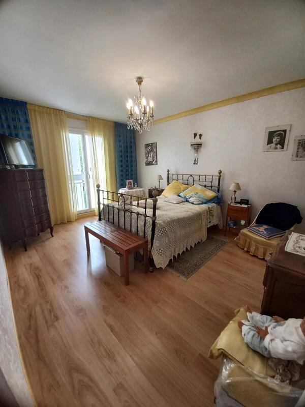 Appartement - 156 m² - 5 pièces