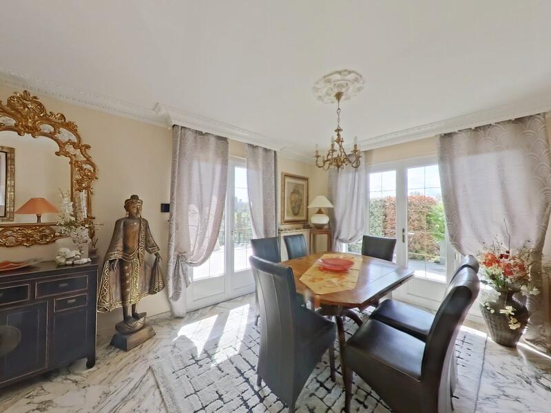 Maison - 183 m² - 6 pièces