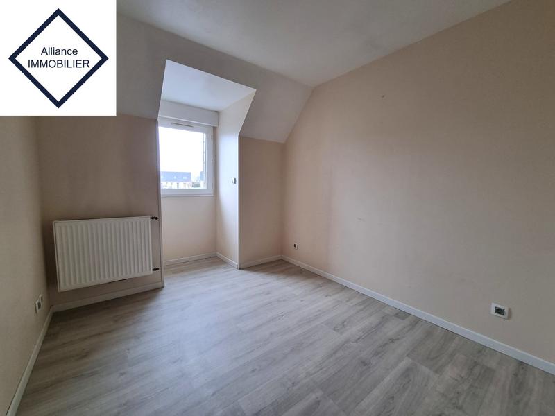 Maison - 96 m² - 6 pièces