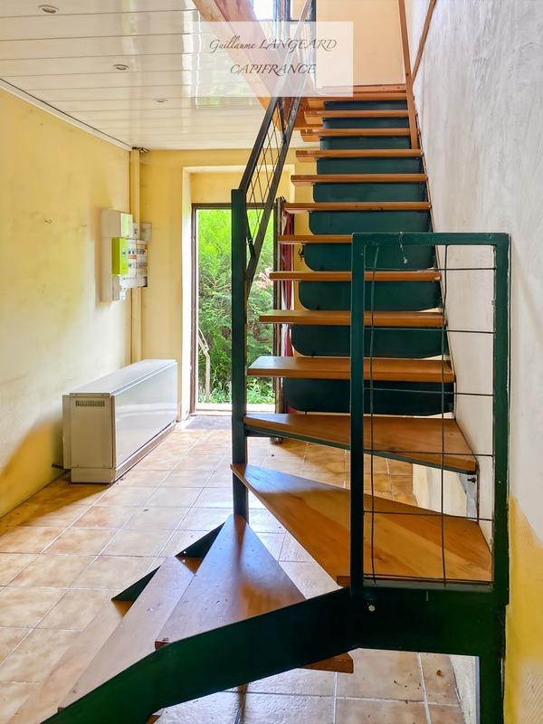 Propriété - 409 m² - 10 pièces