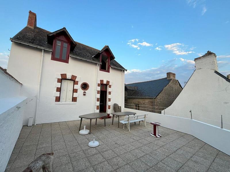 Maison - 165 m² - 7 pièces