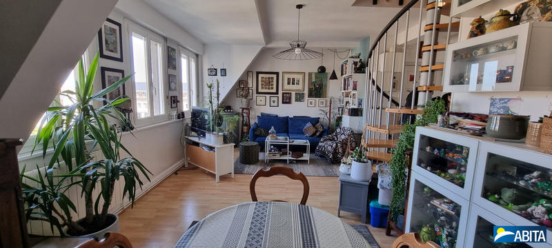 Appartement - 73 m² - 4 pièces