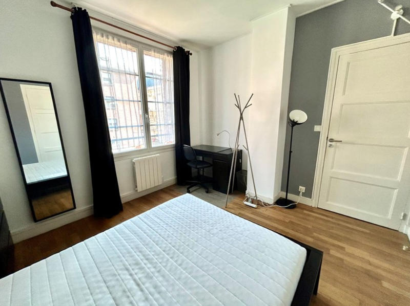 Chambre - 11 m² - 1 pièce