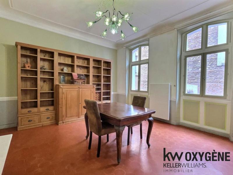 Appartement bourgeois - 126 m² - 5 pièces