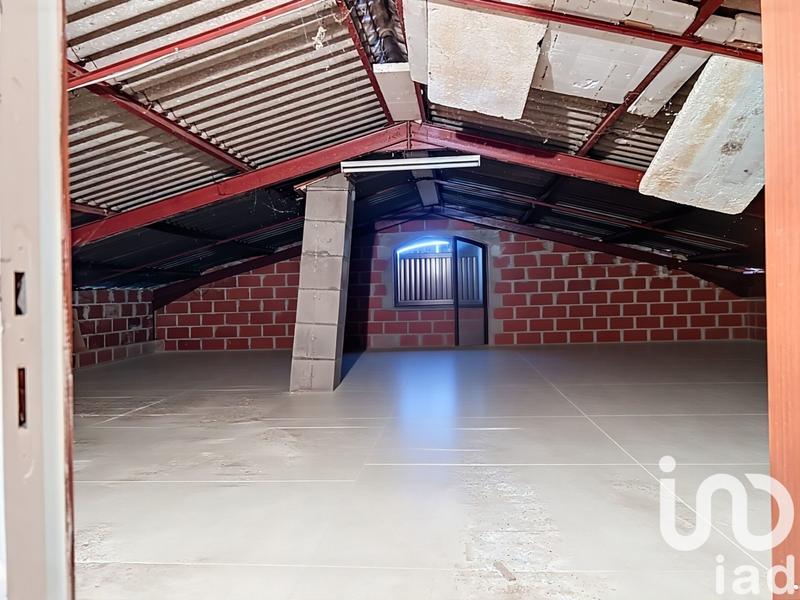 Maison - 200 m² - 7 pièces