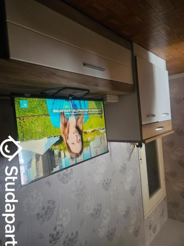 Chambre - 9 m² - 1 pièce