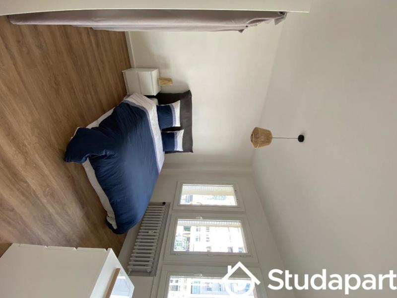 Chambre - 13 m² - 1 pièce