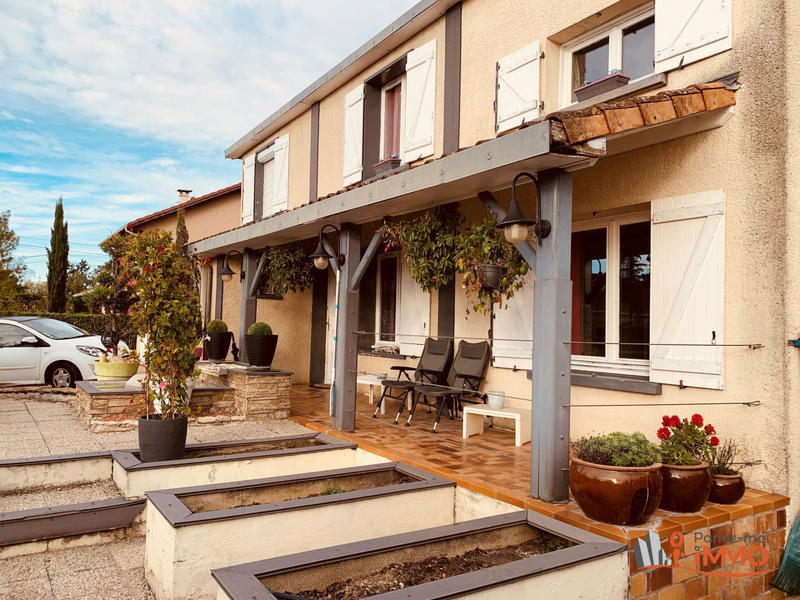 Villa - 172 m² - 8 pièces