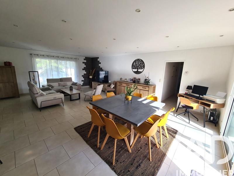 Maison - 155 m² - 6 pièces