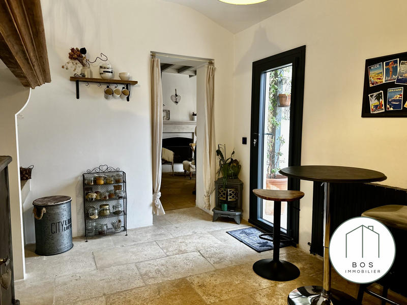 Maison ancienne - 107 m² - 3 pièces