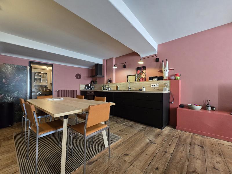 Appartement - 115 m² - 5 pièces