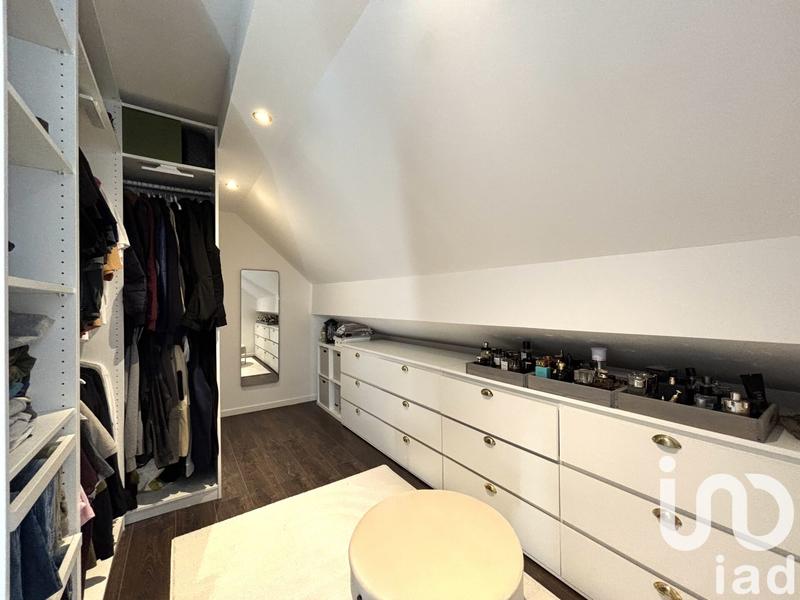 Maison - 178 m² - 7 pièces