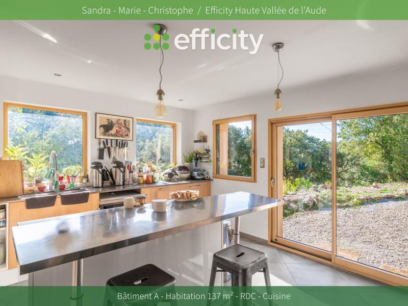 Mas - 416 m² - 15 pièces