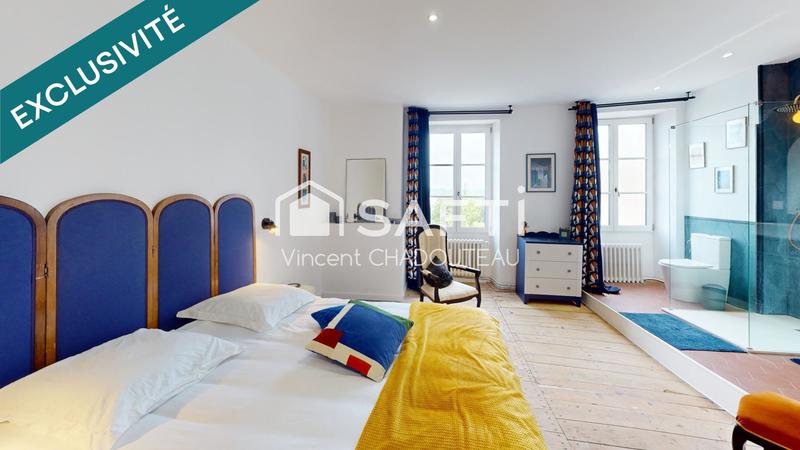 Maison - 205 m² - 6 pièces