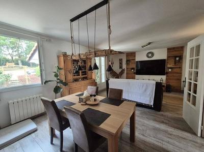 Maison - 138 m² - 6 pièces