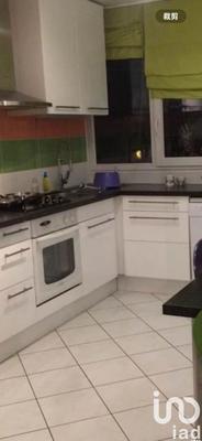 Appartement - 80 m² - 4 pièces