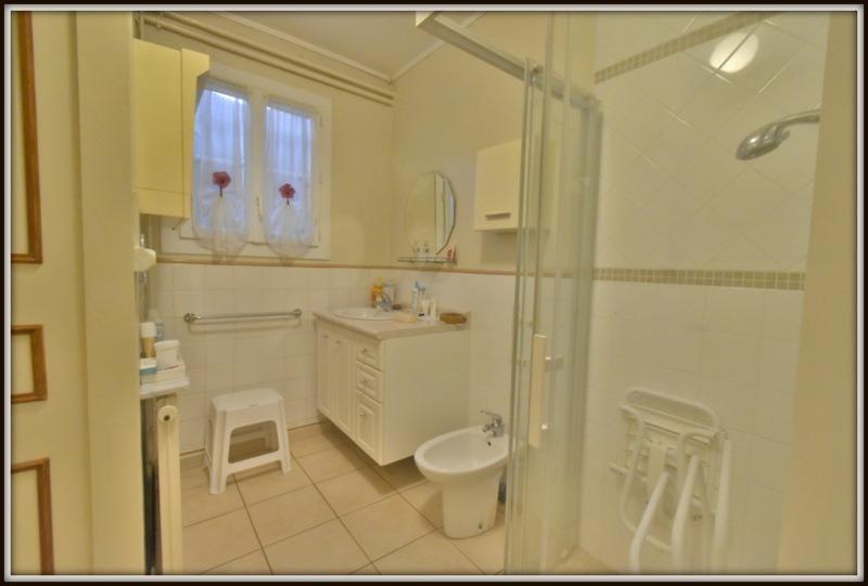 Maison - 181 m² - 7 pièces