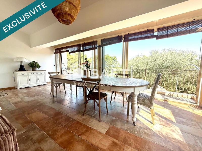 Maison de maîtres - 250 m² - 8 pièces