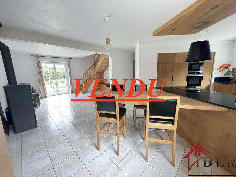 Maison - 162 m² - 8 pièces