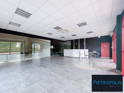 Local d'activités - 795 m²