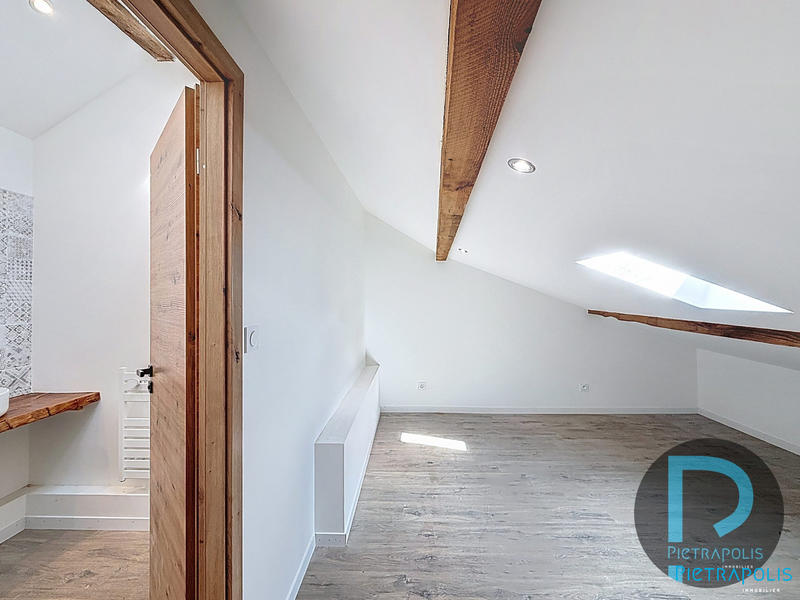 Appartement - 137 m² - 5 pièces