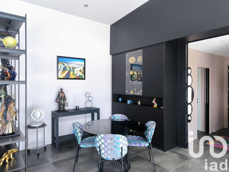 Maison - 121 m² - 5 pièces