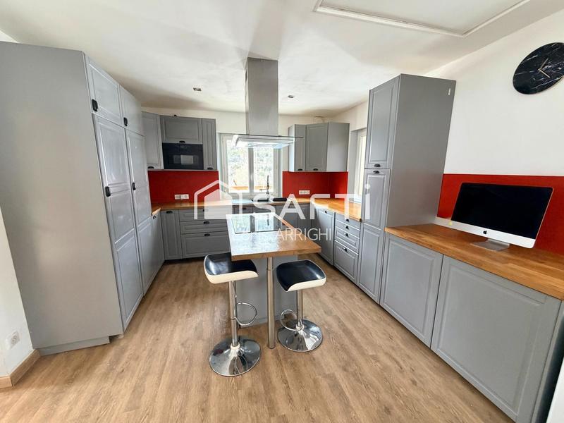 Maison - 107 m² - 4 pièces