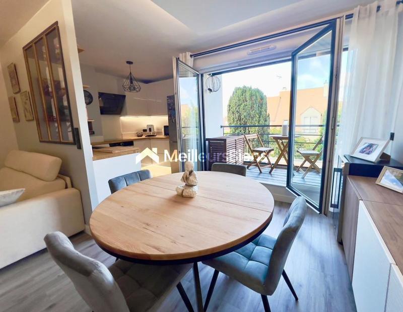 Appartement - 77 m² - 4 pièces