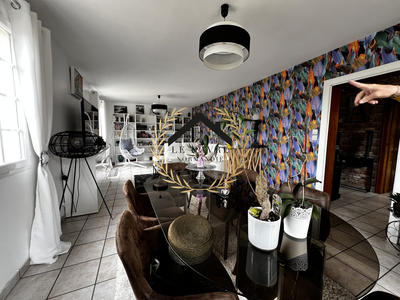 Maison traditionnelle - 139 m² - 5 pièces