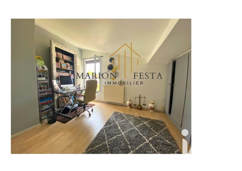 Maison - 146 m² - 8 pièces