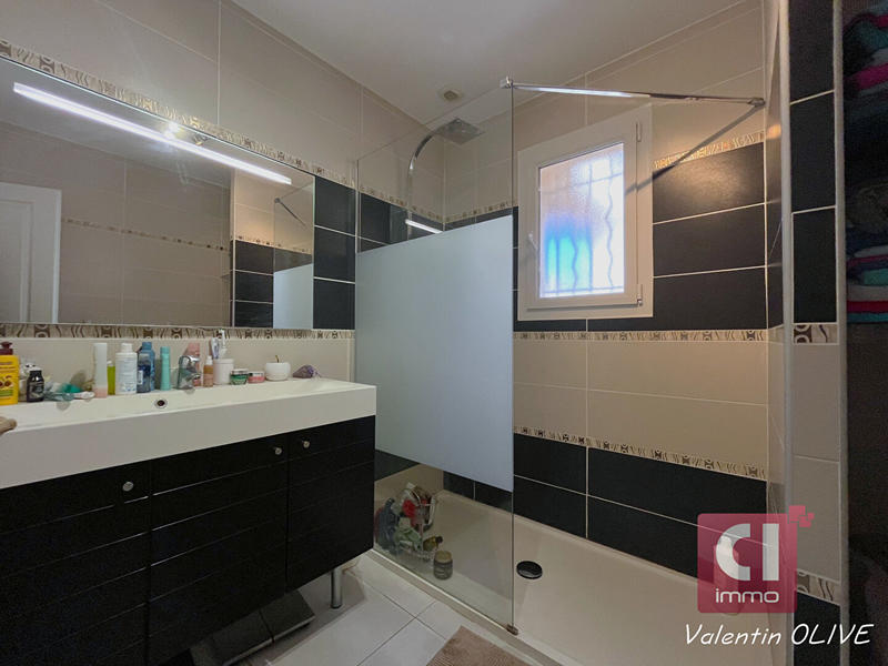 Maison - 105 m² - 4 pièces