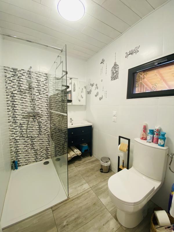 Villa - 233 m² - 9 pièces