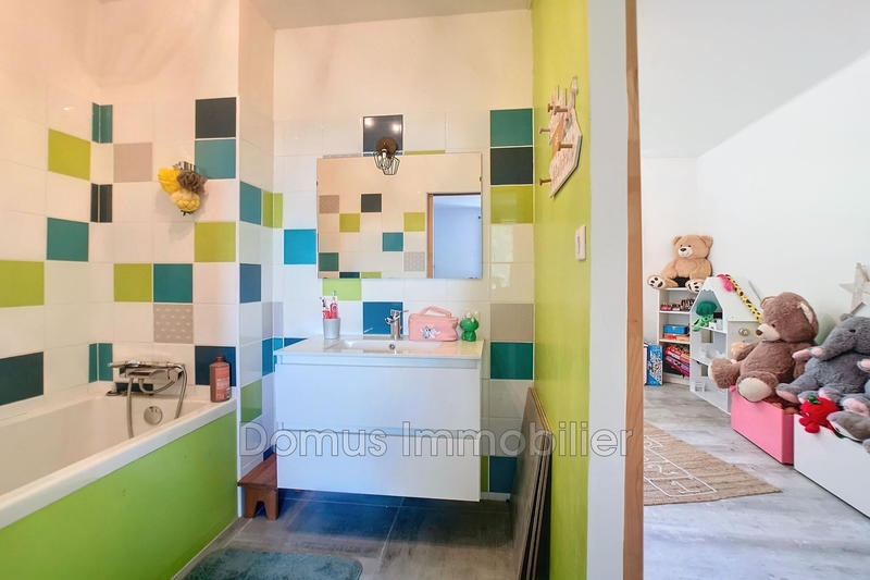 Maison de village - 107 m² - 4 pièces