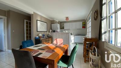 Duplex - 126 m² - 7 pièces