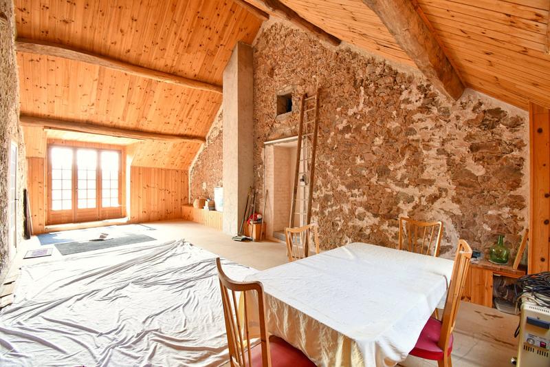 Maison ancienne - 180 m² - 5 pièces